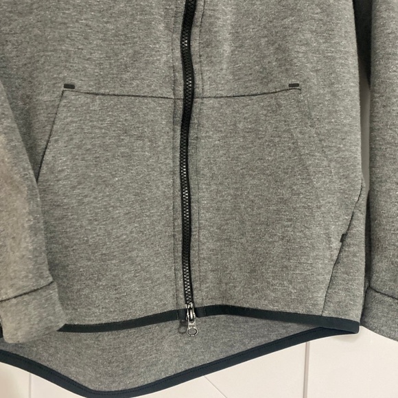 Nike Tech Jacket Men’s Small - Picture 2 of 9